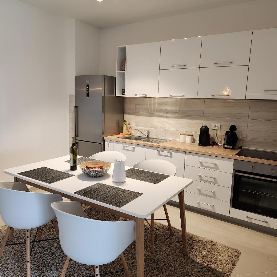 Marija apartmani Bar Bagian luar foto